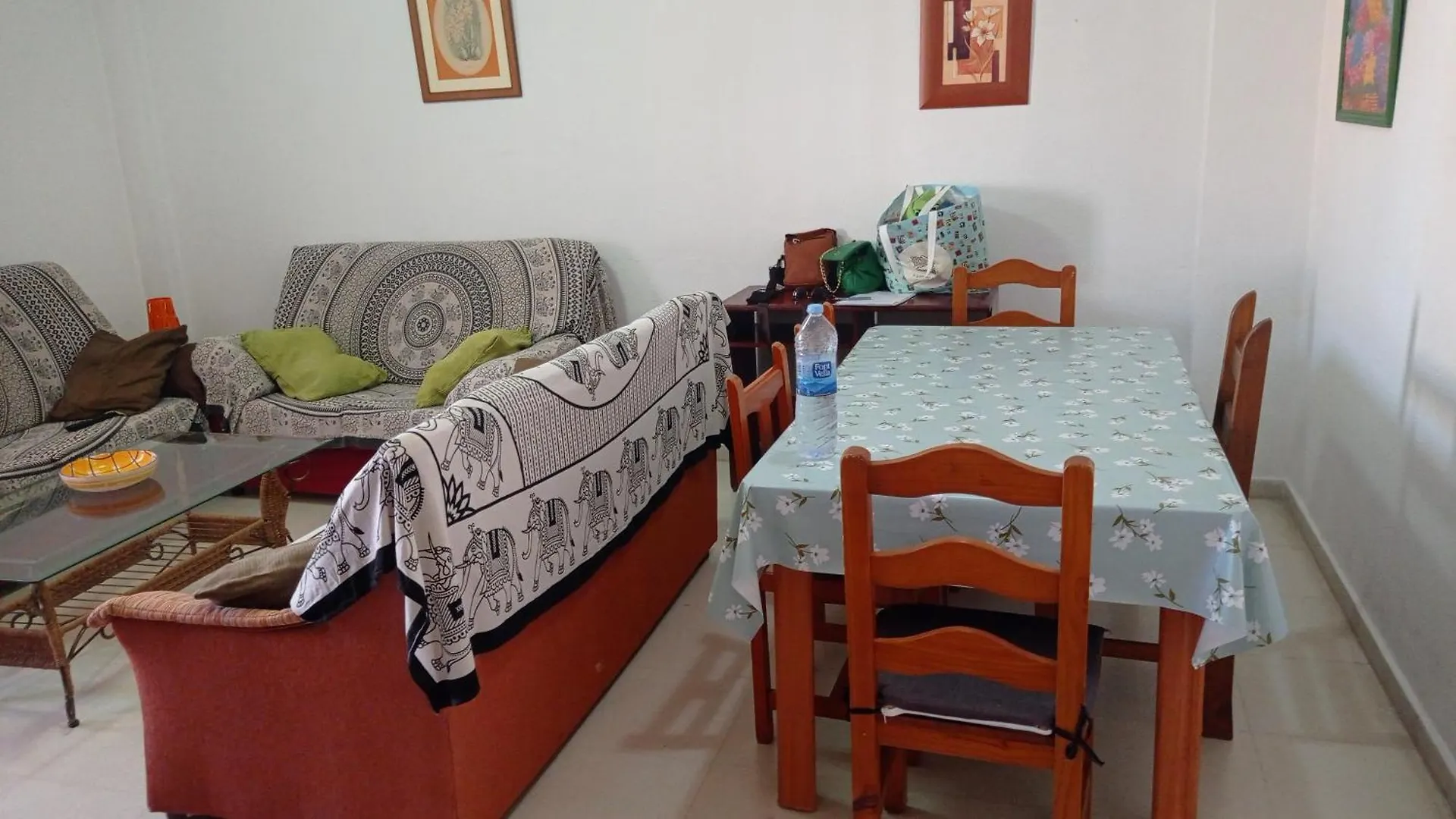 Apartamento Economico Verano 3 Dormitorios El Trocadero Апартаменты
